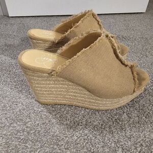 Linen Wedge Espadrilles Raw Edge Size 8.5